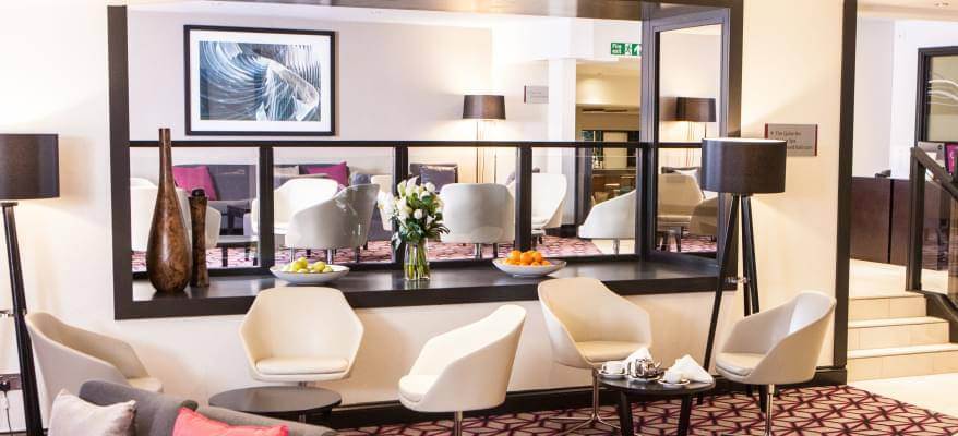 Crowne Plaza Felbridge Hotel Foyer Lounge