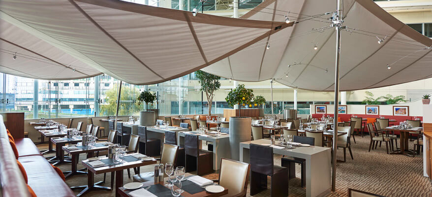 Hilton Hotel Heathrow Airport T4 Aromi Restaurant