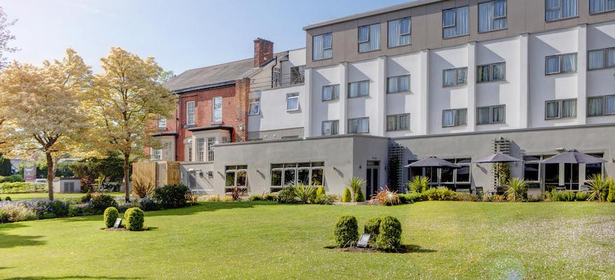 Best Western Plus Pinewood Manchester Airport Pinewood Hotel Grounds And Hotel 31 83933