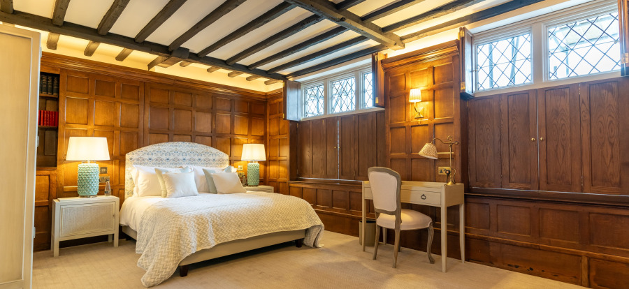 The Vineyard Hotel At Leonardslee Wine Estate Gatwick Airport 2 1