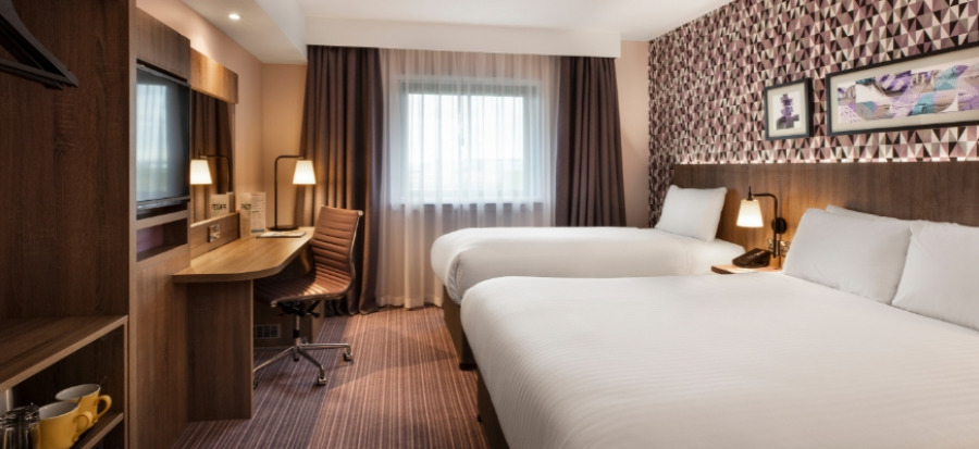 Leonardo Hotel Heathrow Airport 2