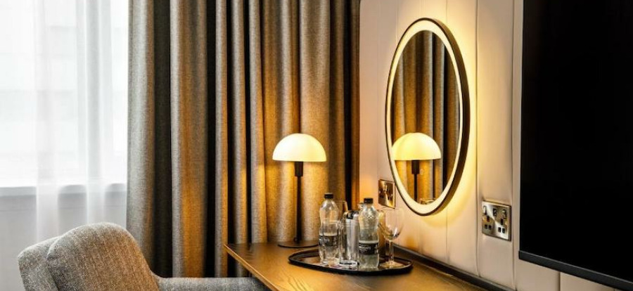Crowne Plaza Manchester Airport Manchester Airport 646323046
