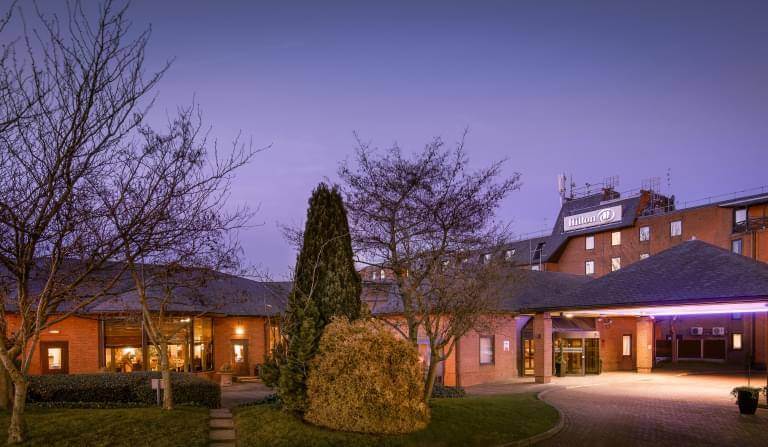 Hotel Stay And Car Park Manchester Airport www.aph.com