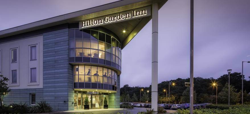 Hilton Garden Inn Luton Airport Exterior