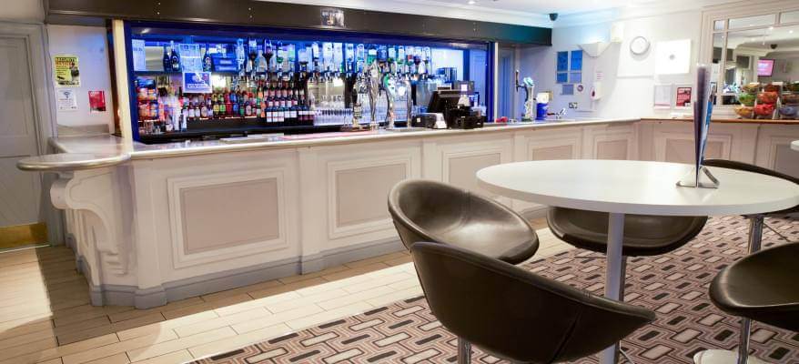Airport Inn Gatwick Gatwick Airport Bar