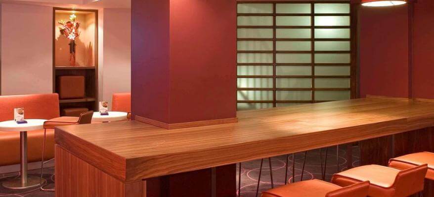 Novotel With Breakfast Birmingham Airport Bar Area