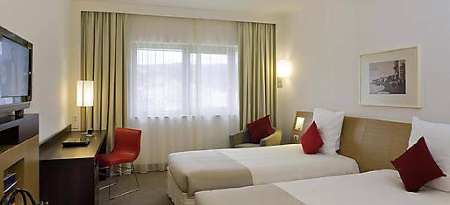 Novotel With Breakfast Birmingham Airport Twinroom