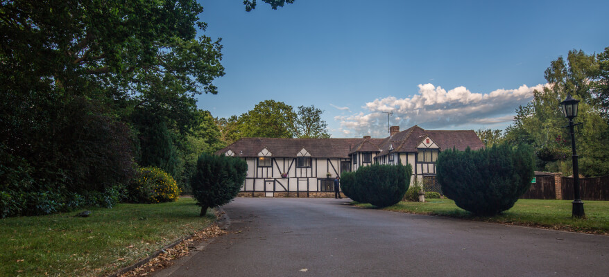 Regency Hotel Gatwick Airport Regency Exterior 1