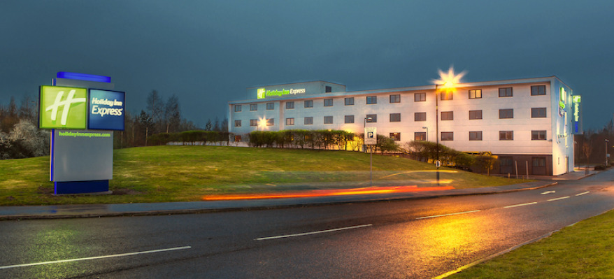 Holiday Inn Express Manchester Airport Outside Holiday Inn Express Manchester