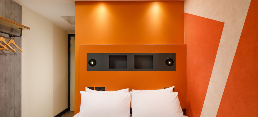 Manchester IBIS Budget RO Manchester Airport Double Room Orange