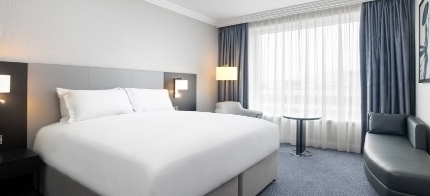 Sofitel London Gatwick Hotel 8(3)