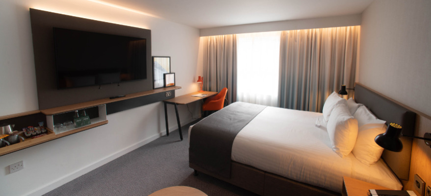 Holiday Inn Bristol Airport 10