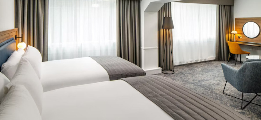 Crowne Plaza Manchester Airport Manchester Airport Crowne Plaza Manchester 9440652806 2x1