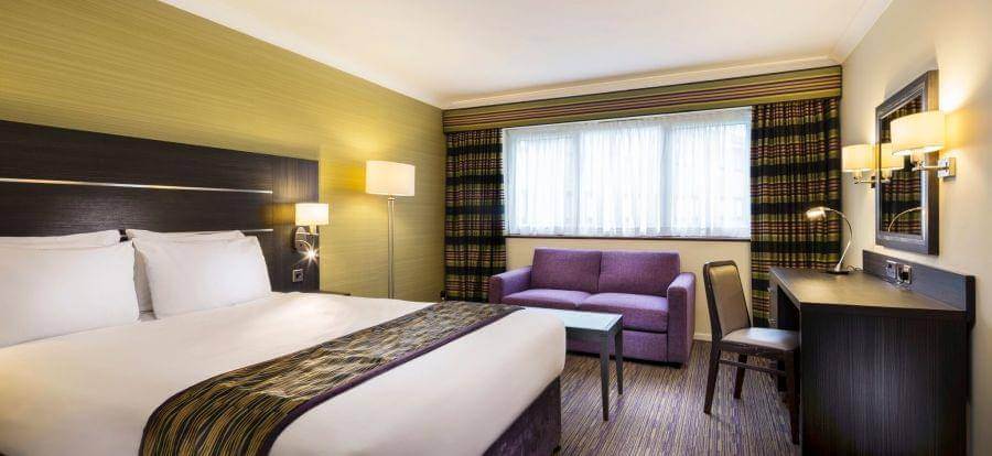 Holiday Inn Gatwick Worth Breakfast Package Double 2